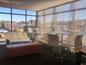 611 m² Commercial space in Fourways