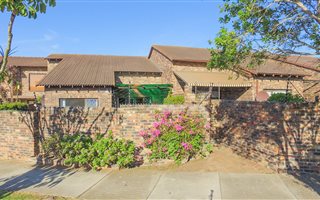 3 Bedroom Townhouse in Greenacres