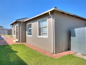 3 Bedroom House in Alveda