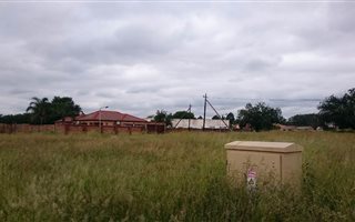 866 m² Land available in Stilfontein