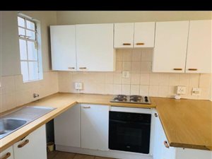3 Bed Townhouse in Sterrewag