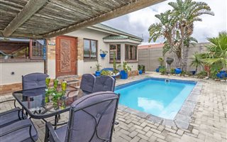 5 Bedroom House in Somerset Park