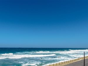 3 Bed Apartment in Umdloti Beach