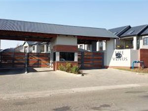 2 Bedroom Townhouse in Benoni AH