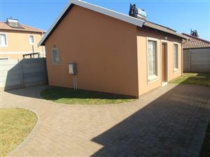 2 Bed House in Johannesburg Central
