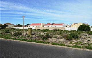 586 m² Land available in Port Owen