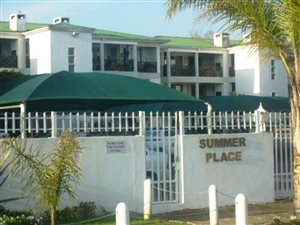 3 Bed Apartment in Knysna Central