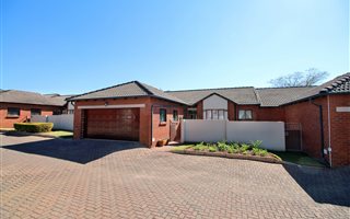 3 Bedroom Townhouse in Crescent Wood Country Estate