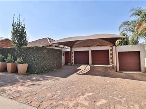 3 Bed House in Moreleta Park