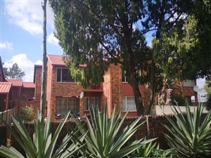 3 Bed Duplex in Brackenhurst
