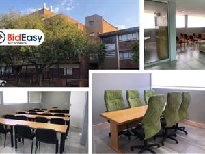 294 m² Commercial space in Meyerspark