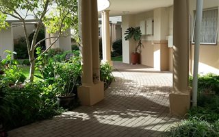 2 Bedroom Apartment in Diep River