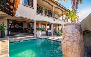 4 Bedroom Cluster in Bedfordview