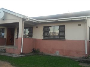 3 Bedroom House in Umlazi