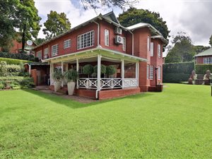 4 Bed Duplex in Montrose