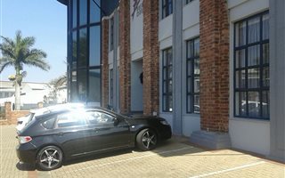 1800 m² Industrial space in Mt Edgecombe