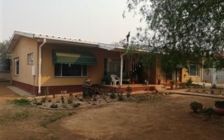 4 Bedroom House in Oudtshoorn