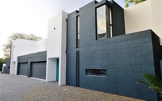 3 Bedroom House in Brooklyn
