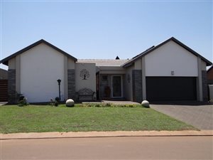 3 Bed House in Midstream Meadows