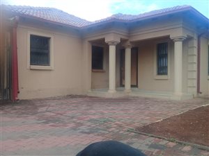 3 Bed House in Vanderbijlpark CW1