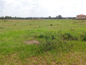 407 m² Land available in Century Manor Estate