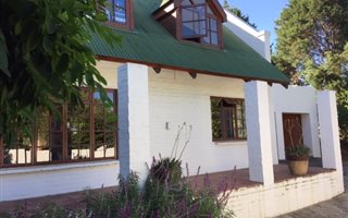 5 Bedroom House in Paradyskloof
