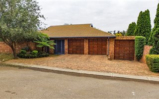 3 Bedroom House in Moreleta Park