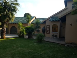 4 Bed House in Vaalpark