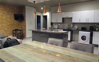 2 Bedroom Apartment in Waterkloof Ridge