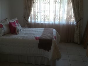 4 Bed House in Umhlatuzana