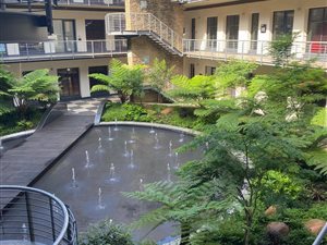 106 m² Commercial space in Melrose Arch