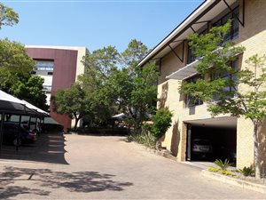 166 m² Commercial space in Waterfall Estate