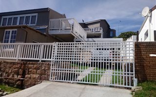 4 Bedroom House in Mossel Bay