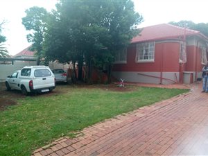3 Bed House in Cyrildene