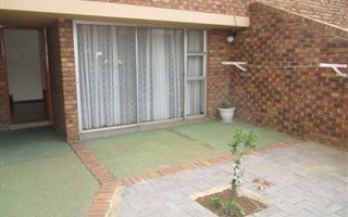 3 Bedroom Duplex in Vanderbijlpark SE