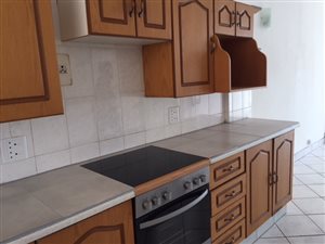 2 Bed Flat in Amanzimtoti