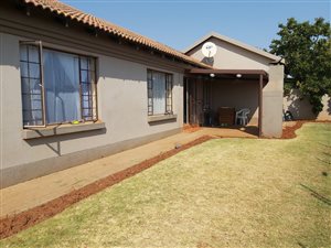 3 Bed Townhouse in Paarl