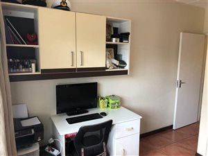 2 Bed Apartment in Noordhang