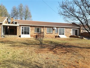 3 Bed House in Thatchfield