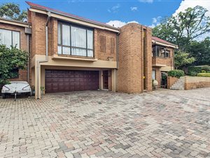 5 Bed House in Waterkloof Ridge