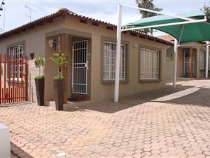 2 Bed House in Greymont