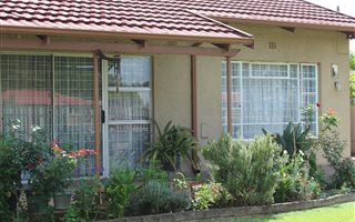 3 Bedroom Duplex in Vanderbijlpark CW