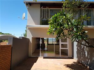 2 Bedroom Duplex in Lyttelton Manor