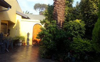 3 Bedroom House in Bromhof