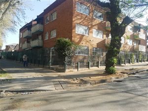 3 Bed Flat in Rosettenville