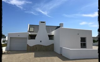 3 Bedroom House in Paternoster