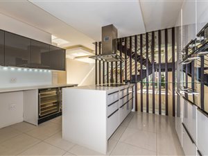 5 Bed Townhouse in Bryanston East