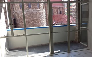 4 Bedroom Apartment in Johannesburg Central