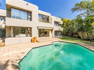 4 Bed House in Dainfern