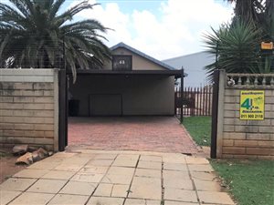 3 Bed House in Mayberry Park